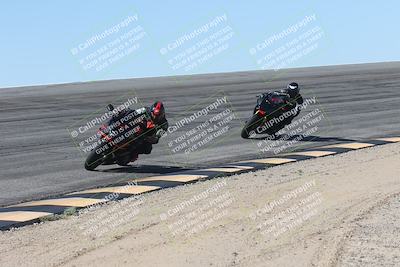 media/Oct-13-2025-Moto Forza (Mon) [[a66d839500]]/3-B Group/Session 2 (Bowl)/